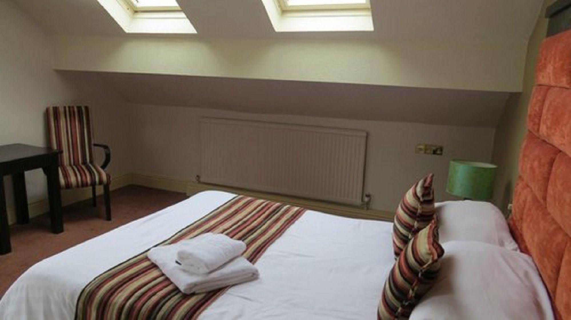 Lion And Swan Hotel Congleton Bagian luar foto